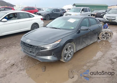 2023 Hyundai Elantra Sel z USA, uszkodzony, nr VIN 5NPLS4AG8PH086441